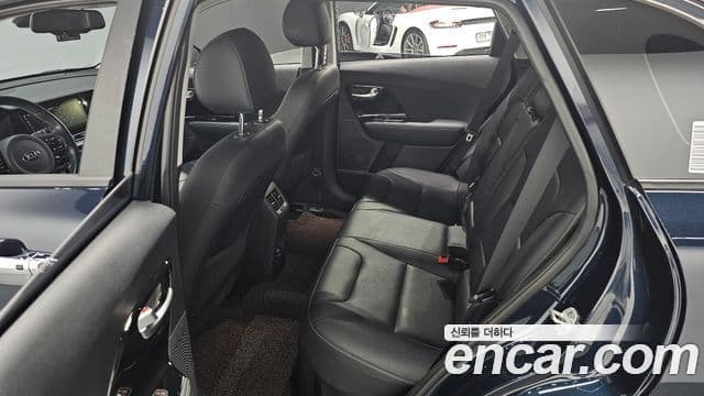 Kia The / новый New Niro Noblesse Special, 2020 12