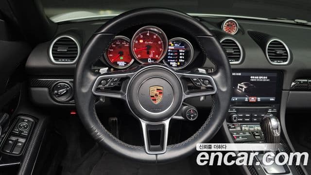 Porsche 718 Boxster, 2017 12