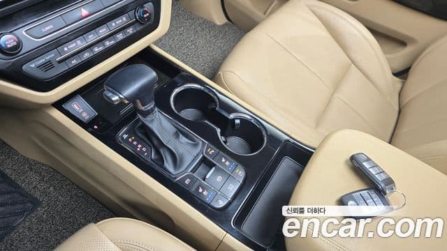 Kia The / новый New Carnival Special, 2019 9