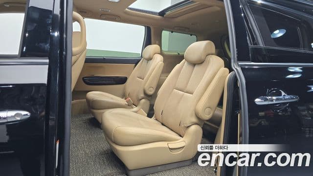 Kia The / новый New Carnival Special, 2019 12