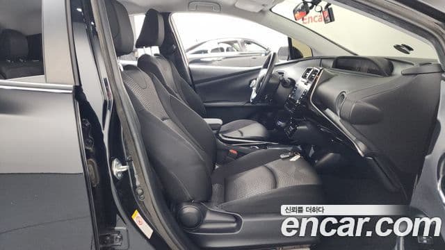 Toyota 프리우스 4세대, 2019 11