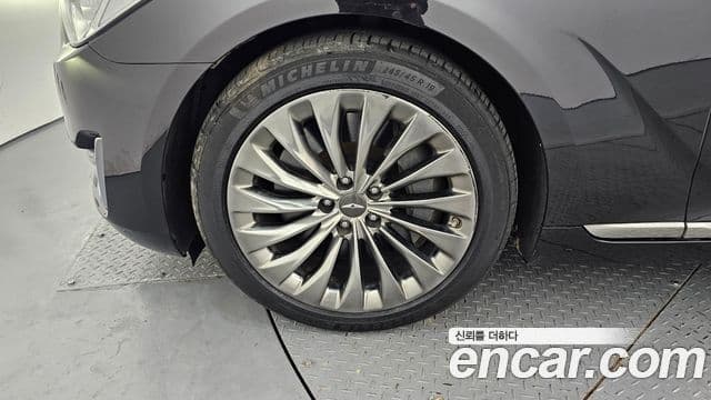 Genesis EQ900 Premium Luxury, 2018 все фото