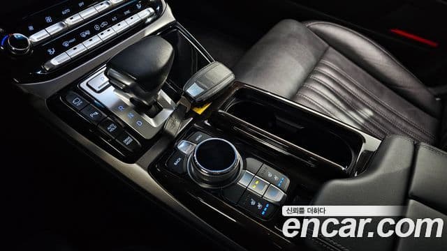 Genesis EQ900 Premium Luxury, 2018 9