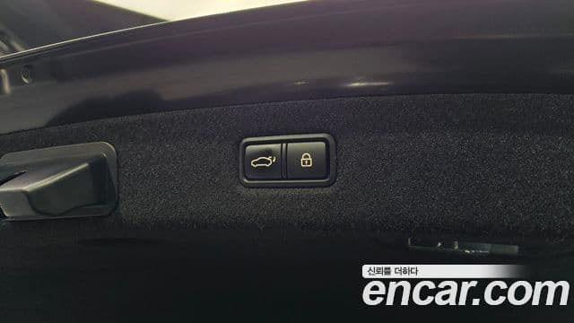 Genesis EQ900 Premium Luxury, 2018 20