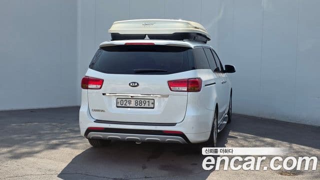 Kia All New Carnival Noblesse, 2017 4
