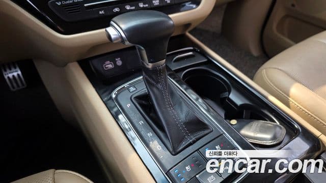 Kia All New Carnival Noblesse, 2017 9