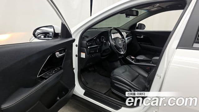 Kia Niro EV Prestige, 2022 10