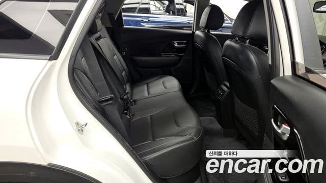 Kia Niro EV Prestige, 2022 13