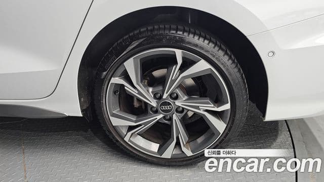 Audi A3 (8Y) Premium, 2023 все фото