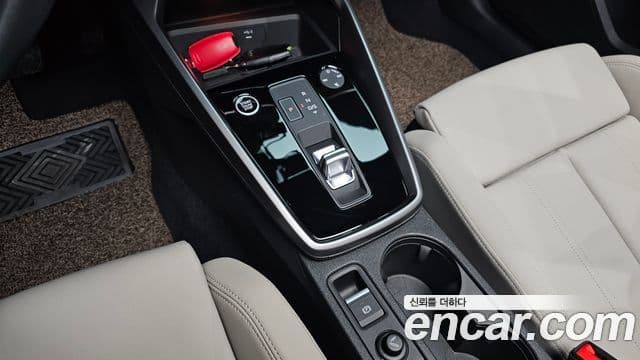 Audi A3 (8Y) Premium, 2023 9