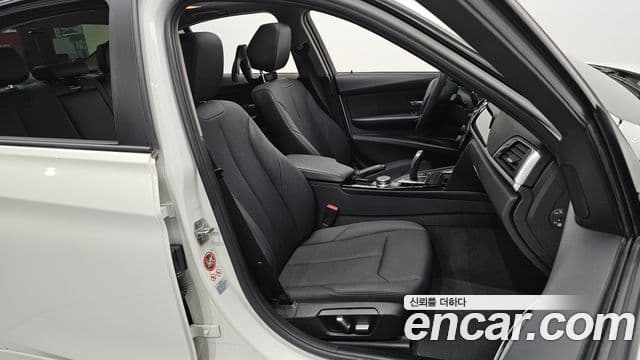 BMW 3시리즈 (F30), 2017 10