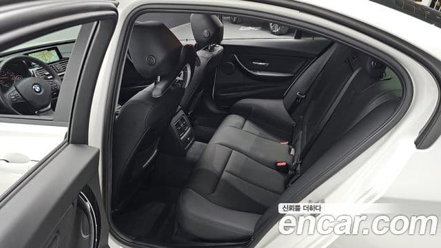 BMW 3시리즈 (F30), 2017 12