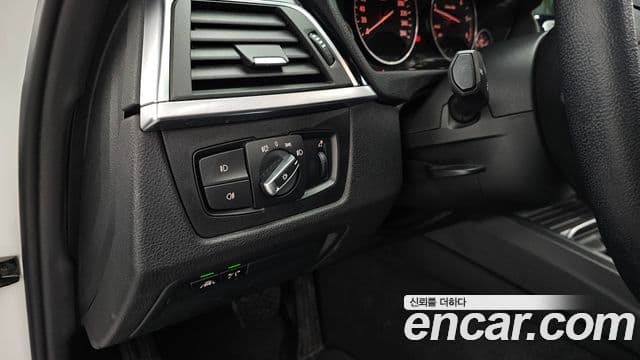 BMW 3시리즈 (F30), 2017 18