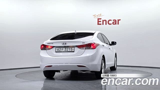 Hyundai Avante MD M16 GDI Avenue, 2013 4