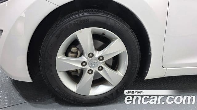 Hyundai Avante MD M16 GDI Avenue, 2013 все фото