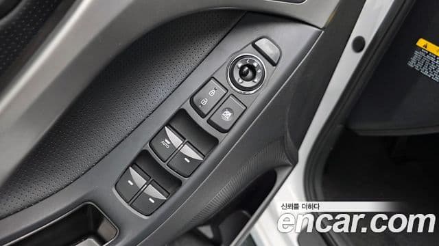 Hyundai Avante MD M16 GDI Avenue, 2013 17