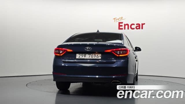 Hyundai LF Sonata Premium, 2015 4