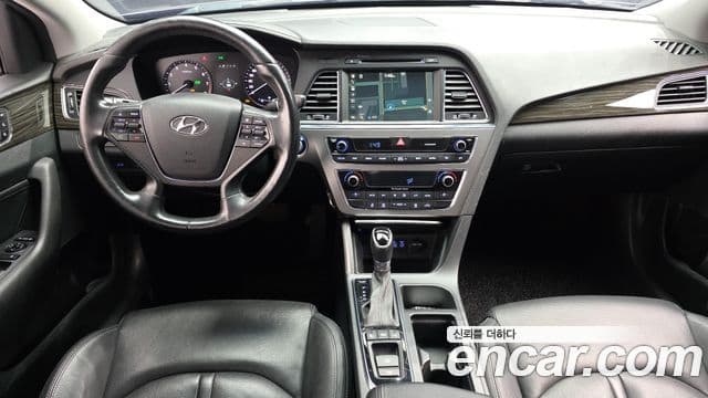 Hyundai LF Sonata Premium, 2015 7