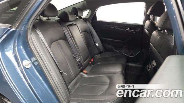 Hyundai LF Sonata Premium, 2015 12