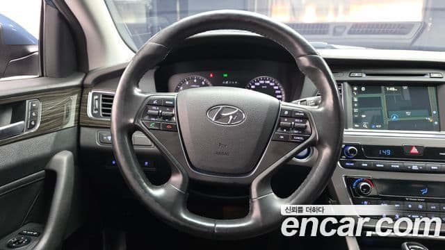 Hyundai LF Sonata Premium, 2015 13