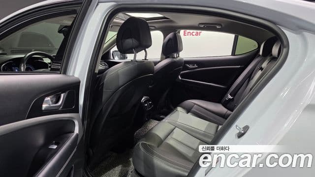 Genesis G70 Advanced, 2018 12