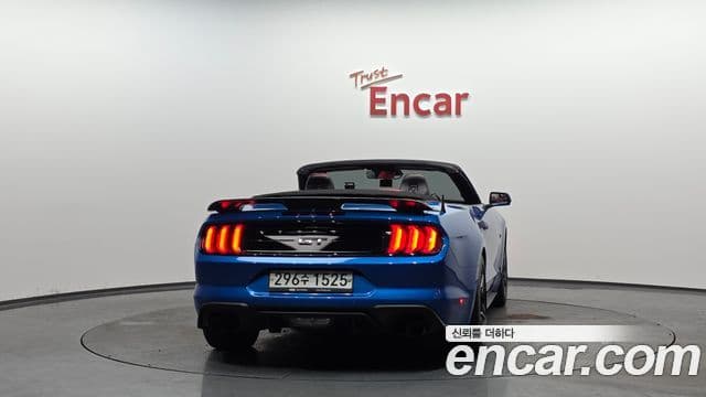 Ford Mustang GT кабриолет, 2020 4