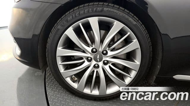 Genesis G80 Premium Luxury, 2018 все фото