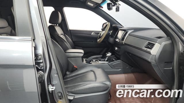 KG모빌리티(SsangYong) Rexton Sport 칸 Professional X (5-Link), 2019 11
