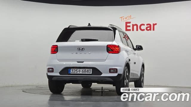 Hyundai Venue Premium, 2026 4