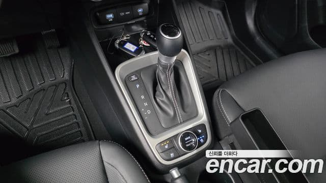 Hyundai Venue Premium, 2026 9