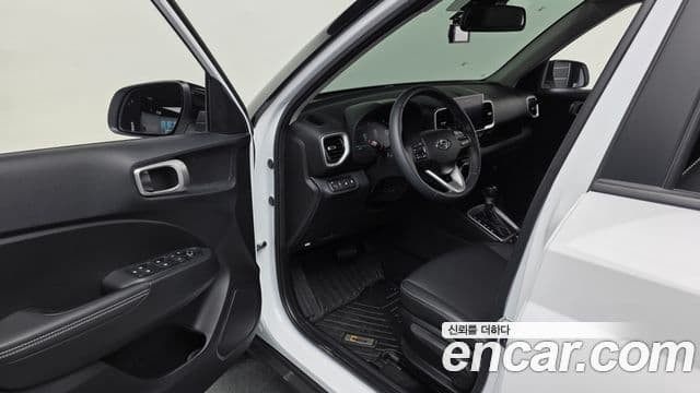 Hyundai Venue Premium, 2026 10