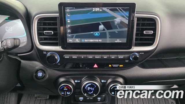 Hyundai Venue Premium, 2026 14