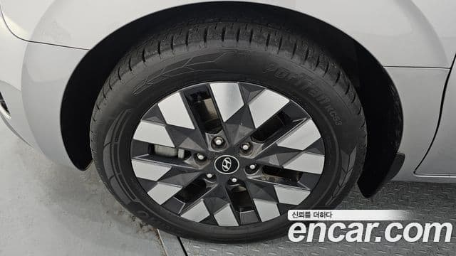 Hyundai Staria Inspiration, 2022 все фото