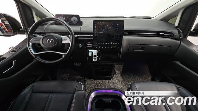 Hyundai Staria Inspiration, 2022 7