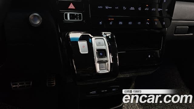 Hyundai Staria Inspiration, 2022 9