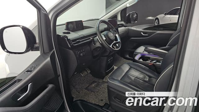 Hyundai Staria Inspiration, 2022 11