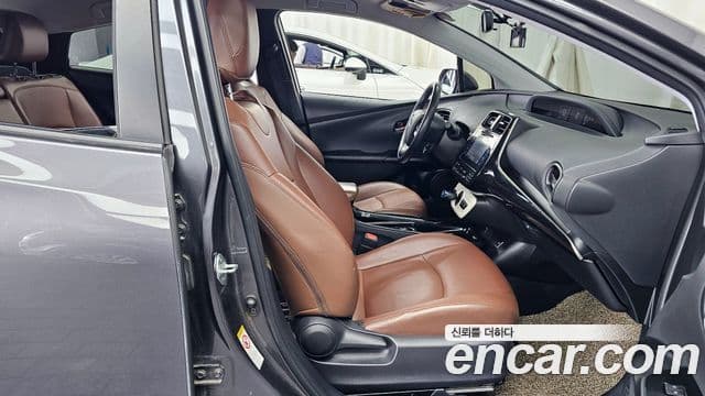 Toyota 프리우스 4세대 1.8 E, 2017 11