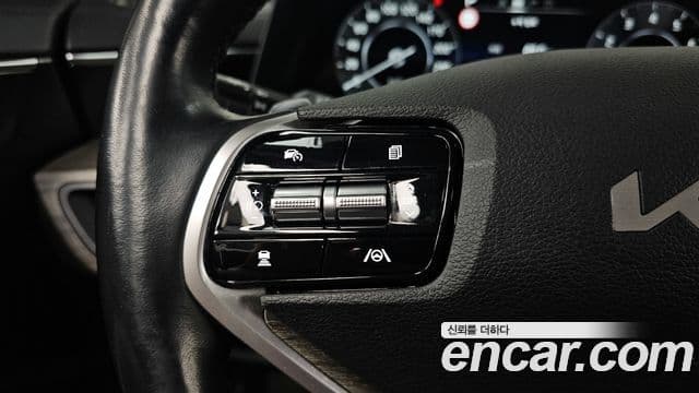 Kia K8 Trendy(арендный автомобиль), 2022 18