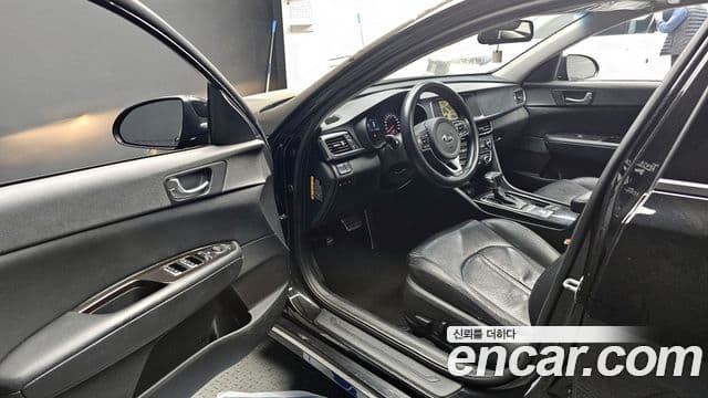 Kia K5 2세대 Prestige, 2017 10