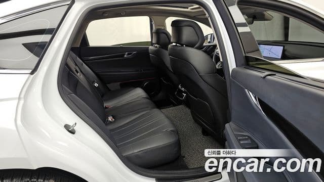 Genesis G80 (RG3) бензин 2.5 турбо 2WD, 2025 12