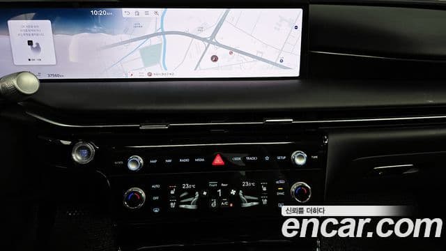 Genesis G80 (RG3) бензин 2.5 турбо 2WD, 2025 14