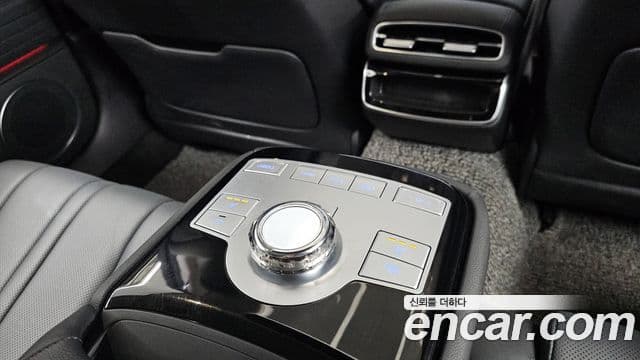 Genesis G80 (RG3) бензин 2.5 турбо 2WD, 2025 19