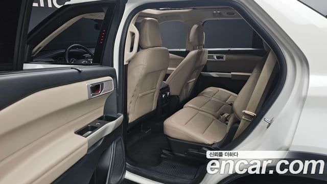 Ford Explorer 6세대 2.3 Limited 4WD, 2021 12