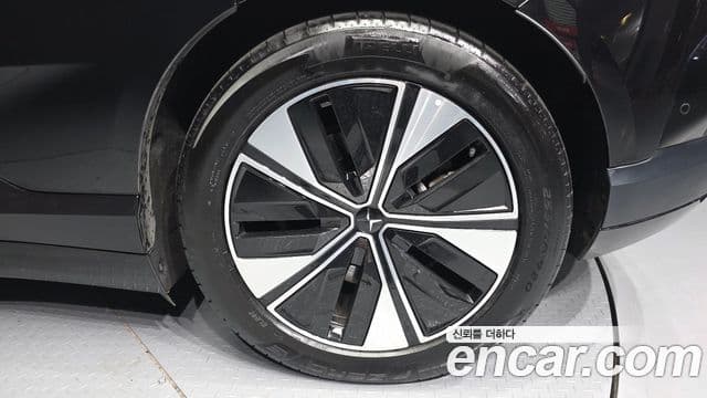 Polestar Polestar 4 Long Range один мотор, 2025 все фото