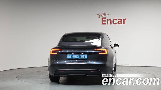 Tesla модель 3, 2024 4