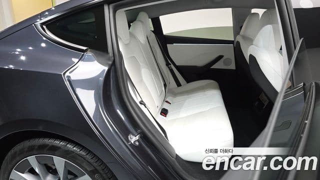 Tesla модель 3, 2024 12