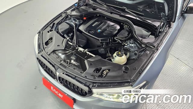 BMW 5시리즈 (G30) 520d M Sport Plus, 2017 6