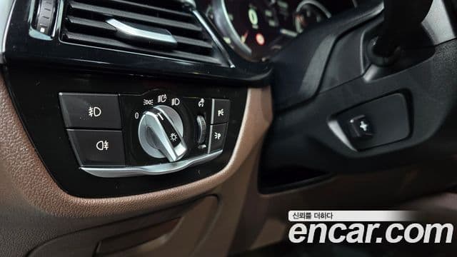 BMW 5시리즈 (G30) 520d M Sport Plus, 2017 14