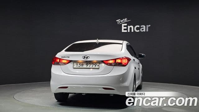 Hyundai Avante MD M16 GDI Avenue, 2014 4