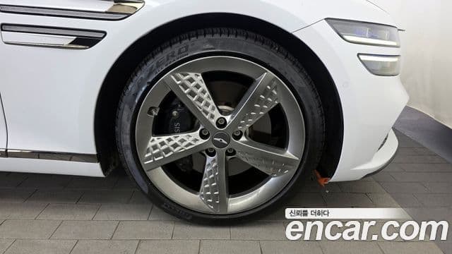 Genesis G80 (RG3) бензин 2.5 турбо AWD, 2022 все фото